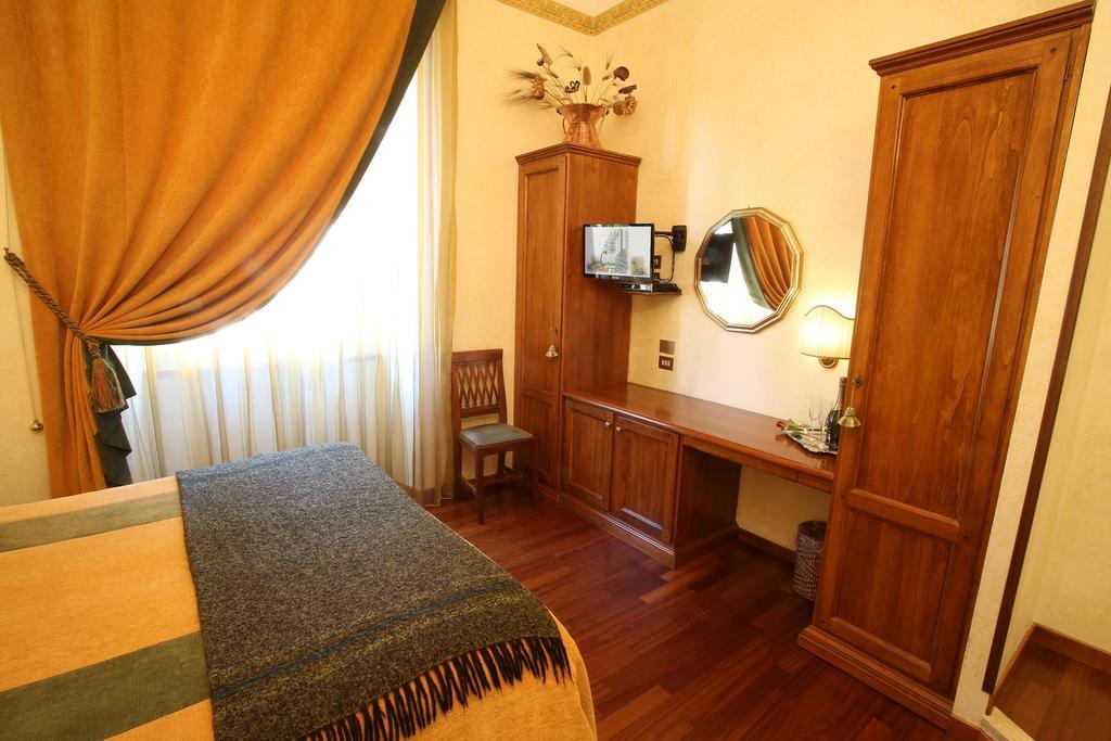 Al Colonnato Di San Pietro Bed & Breakfast Rome Exterior photo