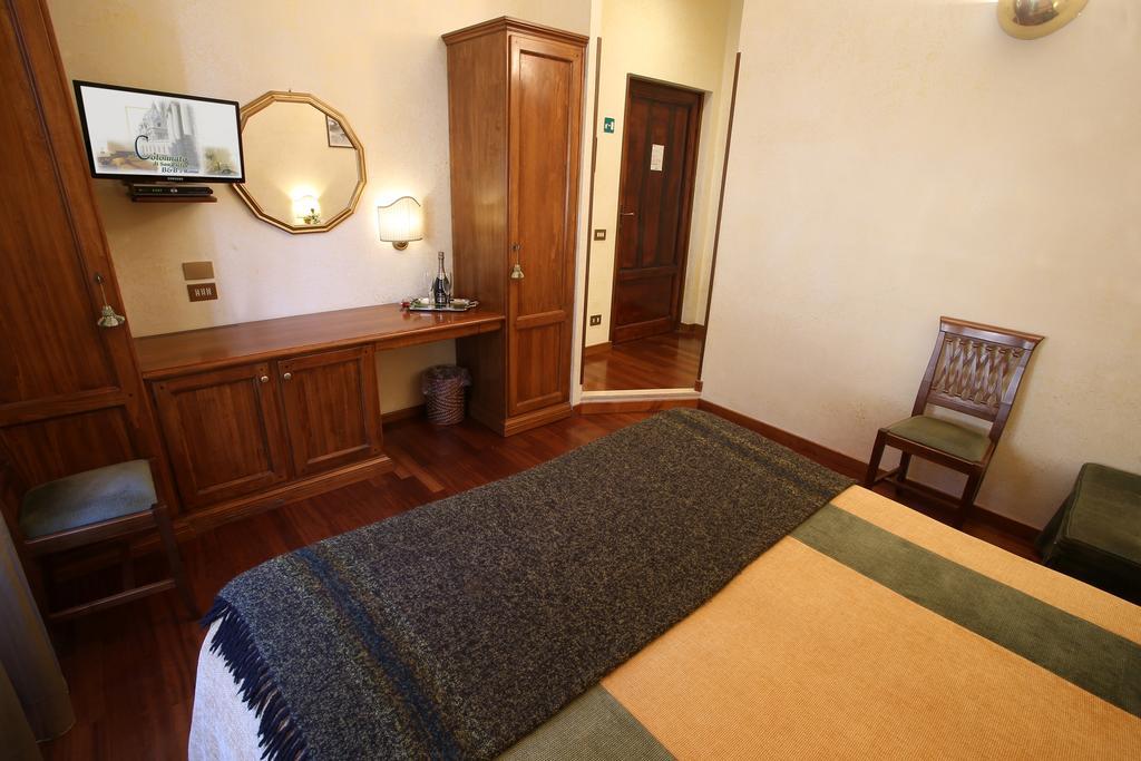 Al Colonnato Di San Pietro Bed & Breakfast Rome Exterior photo