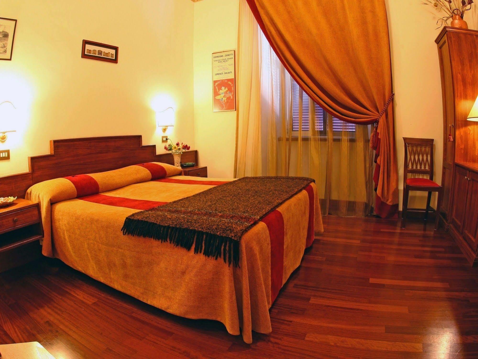 Al Colonnato Di San Pietro Bed & Breakfast Rome Exterior photo